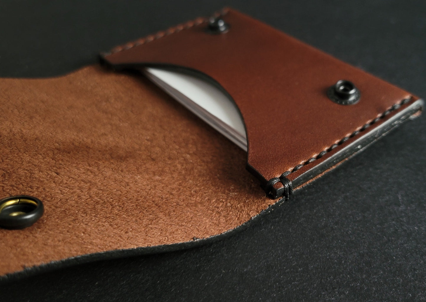 SINGLE POCKET - brown leather