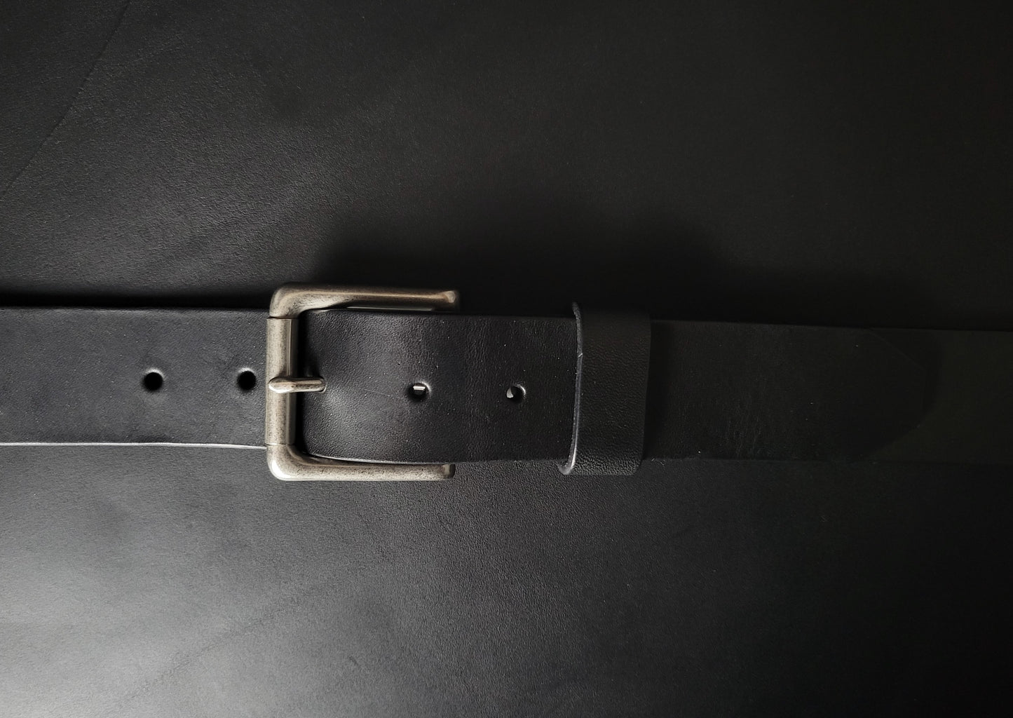 BLACK LEATHER BELT - nickel matte buckle