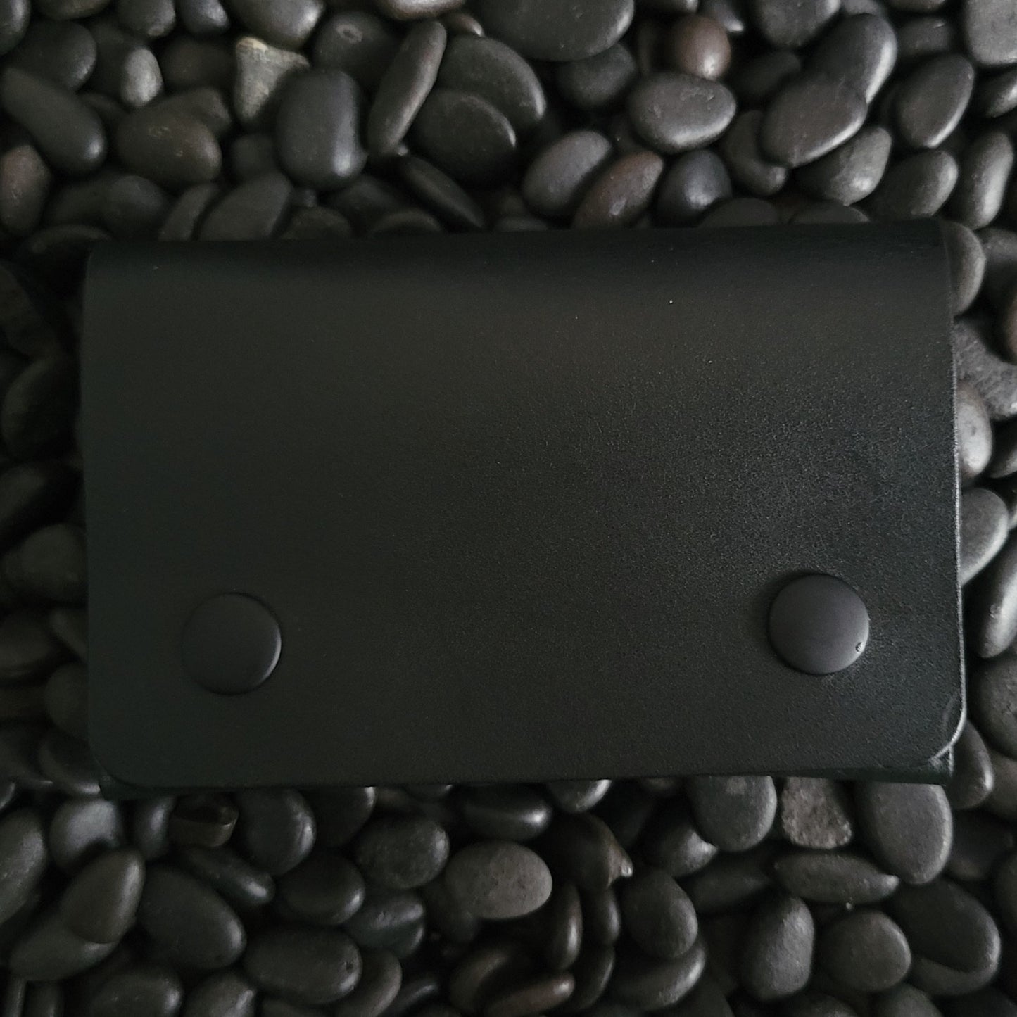 SINGLE POCKET - all black