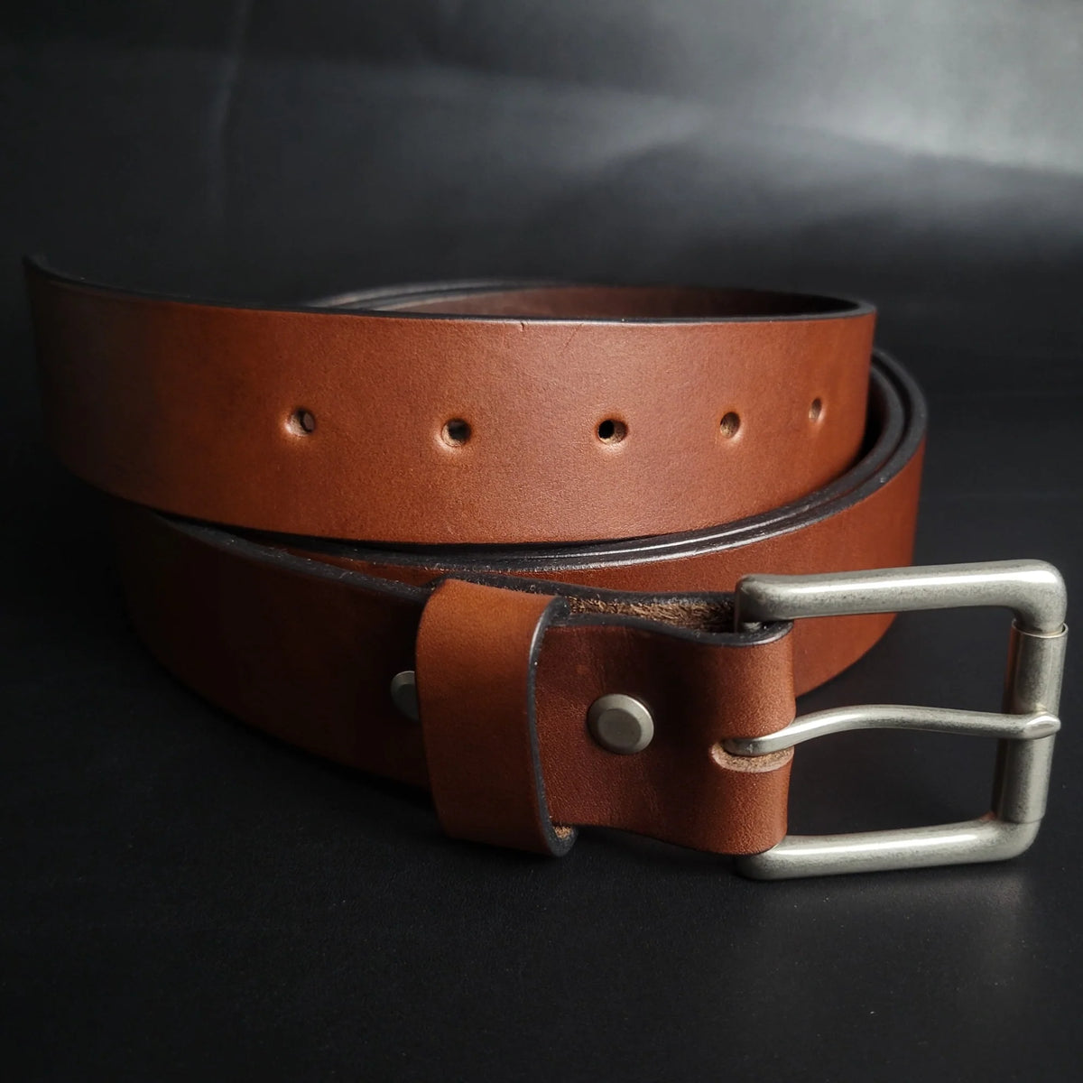 1.5" CHICAGO SCREW LEATHER BELT - nickel matte buckle