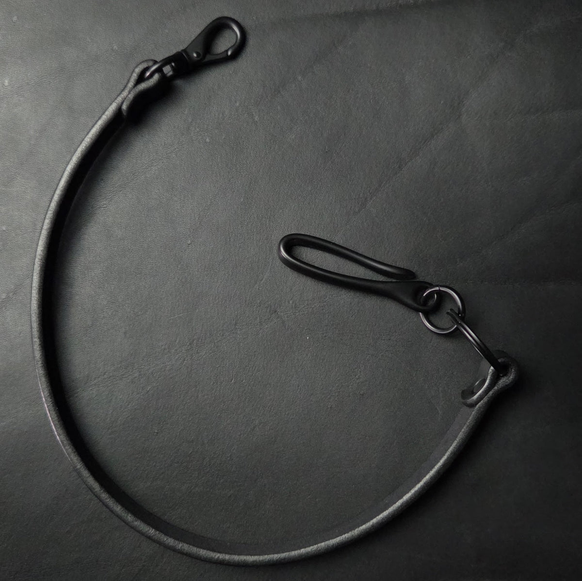 BLACK LEATHER WALLET CHAIN - all Black