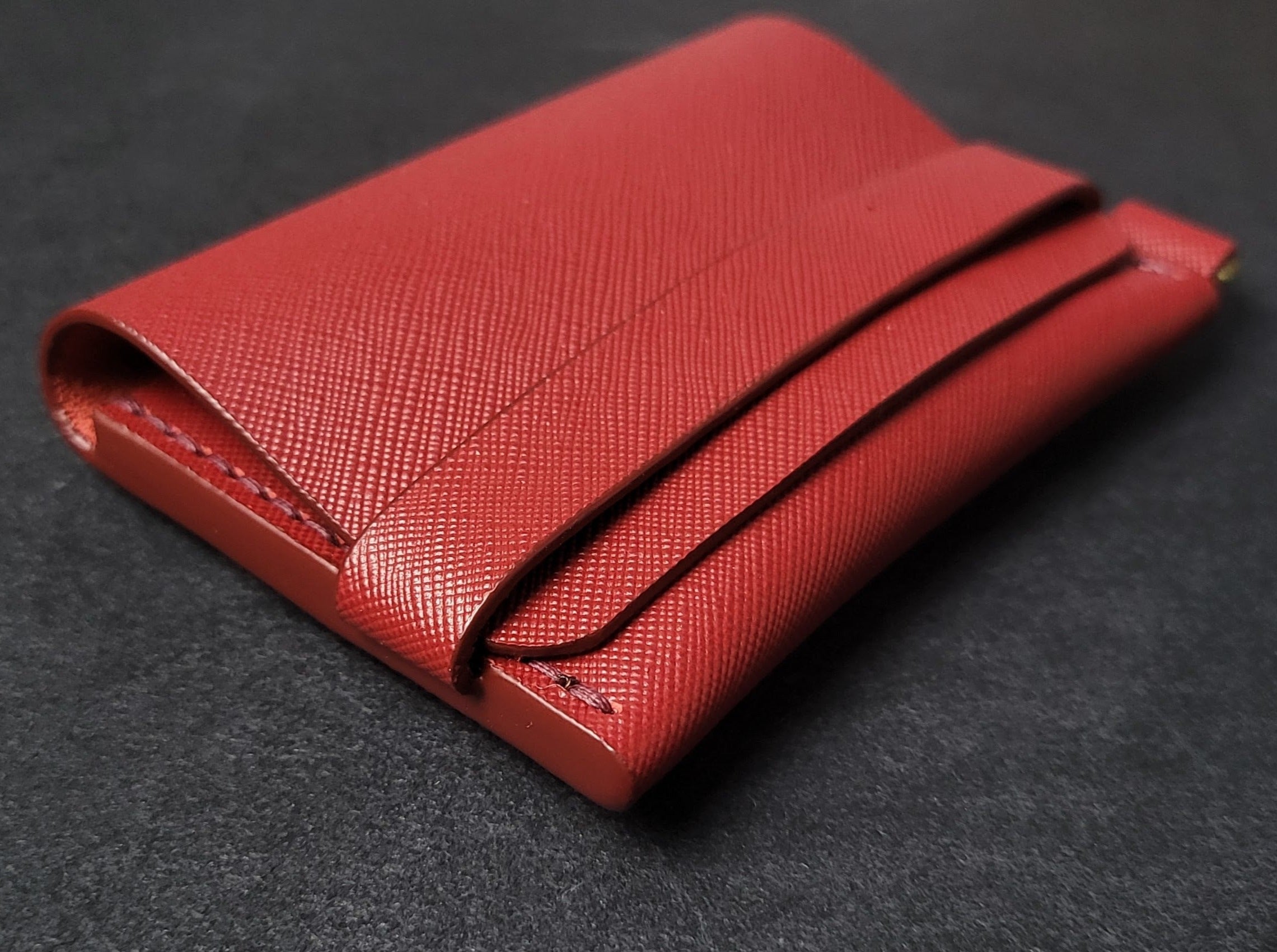 SINGLE POCKET SAFFIANO - red wine
