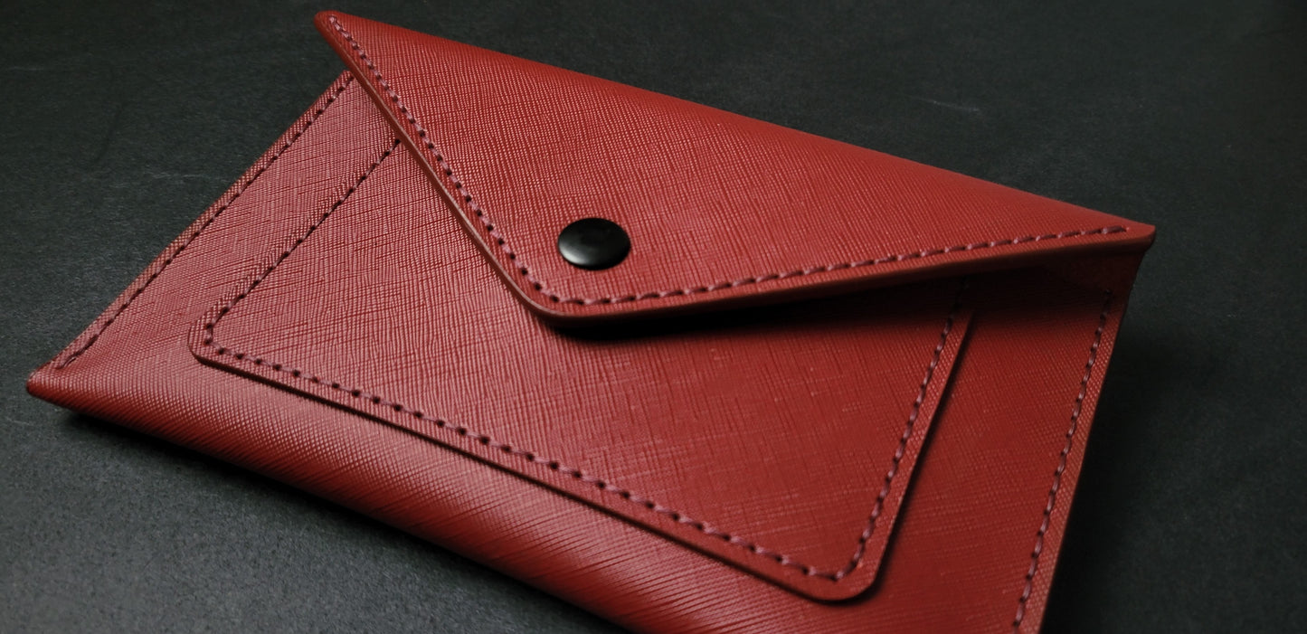 ENVELOPE WALLET - red wine saffiano