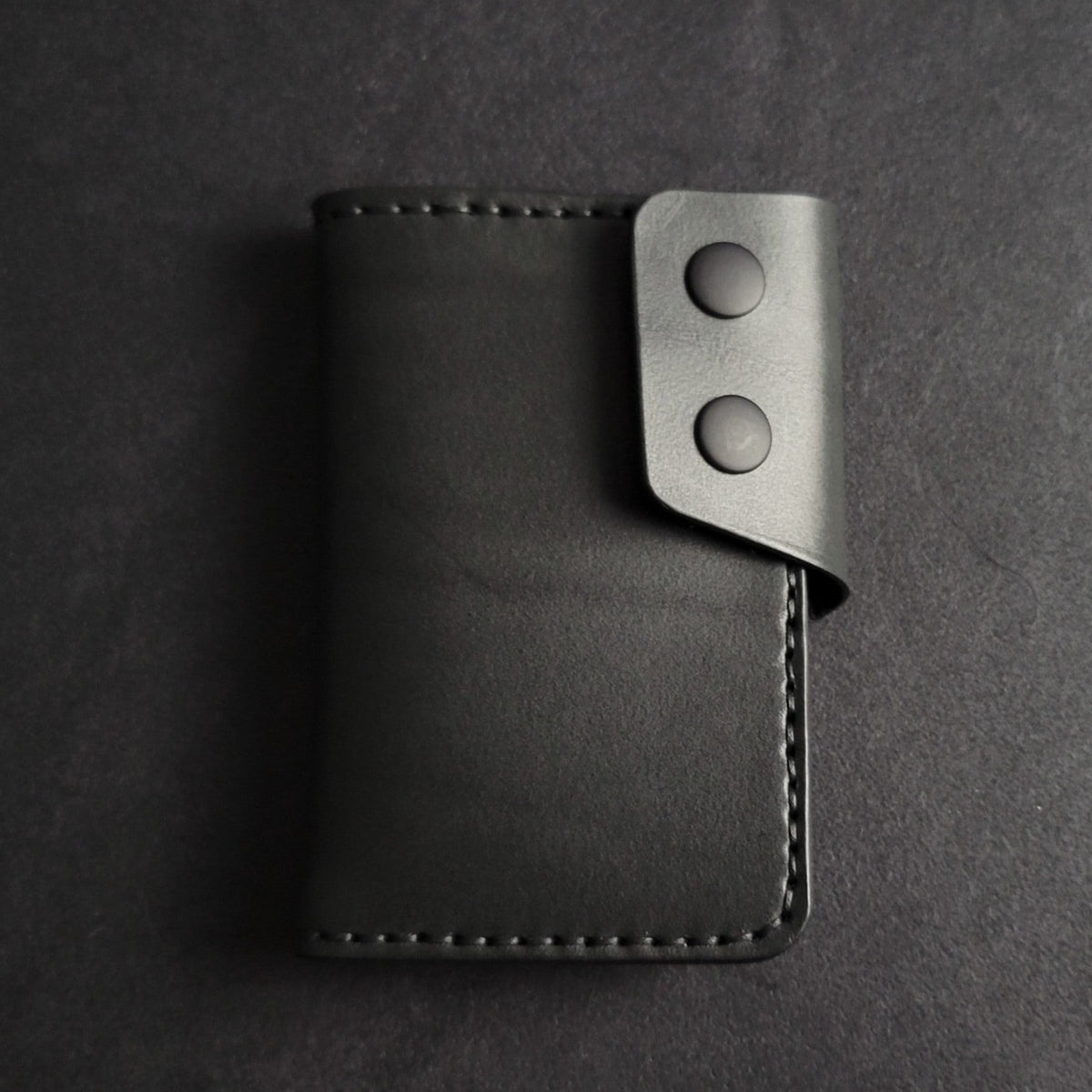 6-POCKET SNAP WALLET