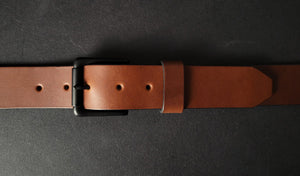 stitched BROWN LEATHER BELT - black matte buckle