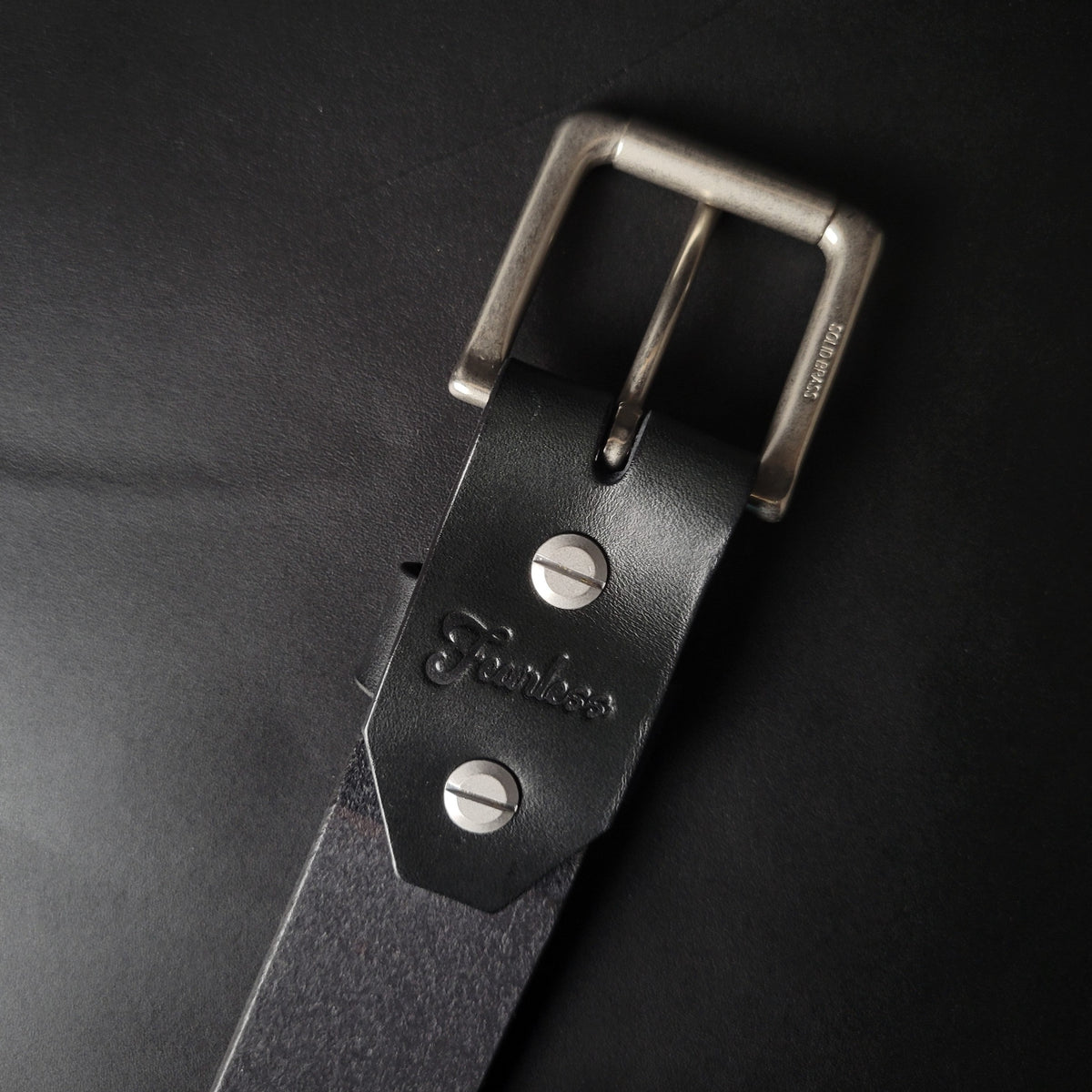 1.5" CHICAGO SCREW LEATHER BELT - nickel matte buckle