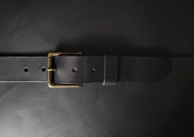 stitched BLACK LEATHER BELT - antique brass buckle