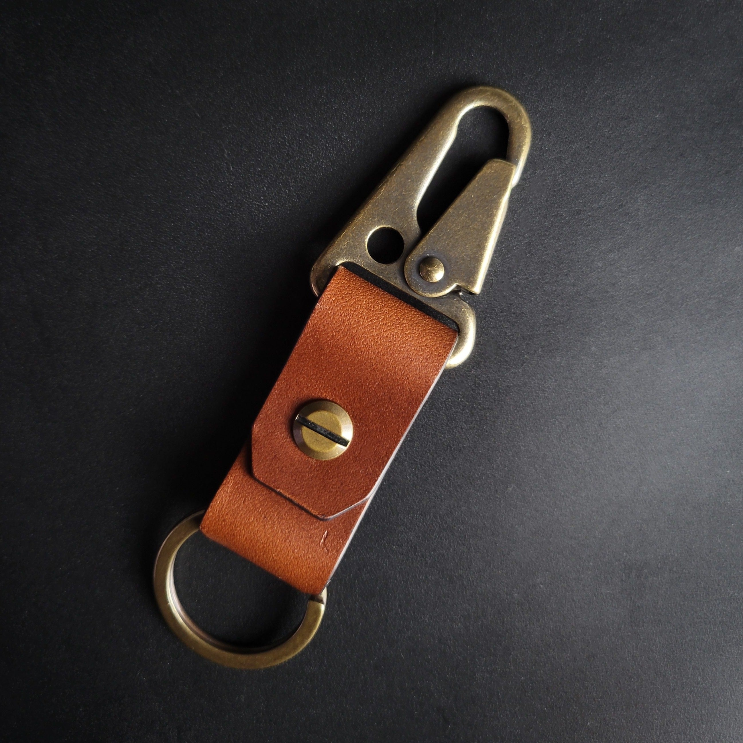 BROWN LEATHER KEYRING - antique brass hardware