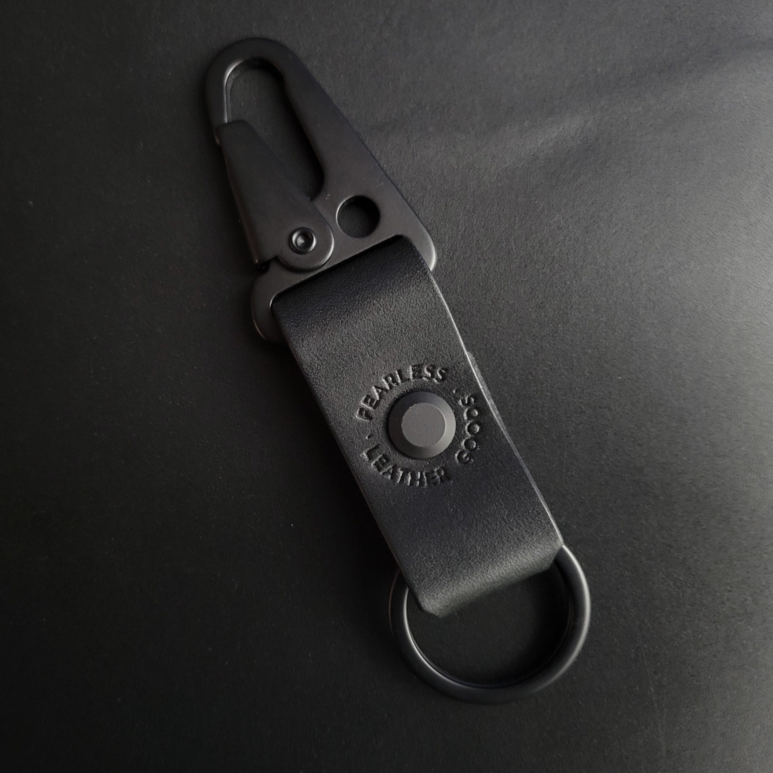 ALL BLACK LEATHER KEYRING